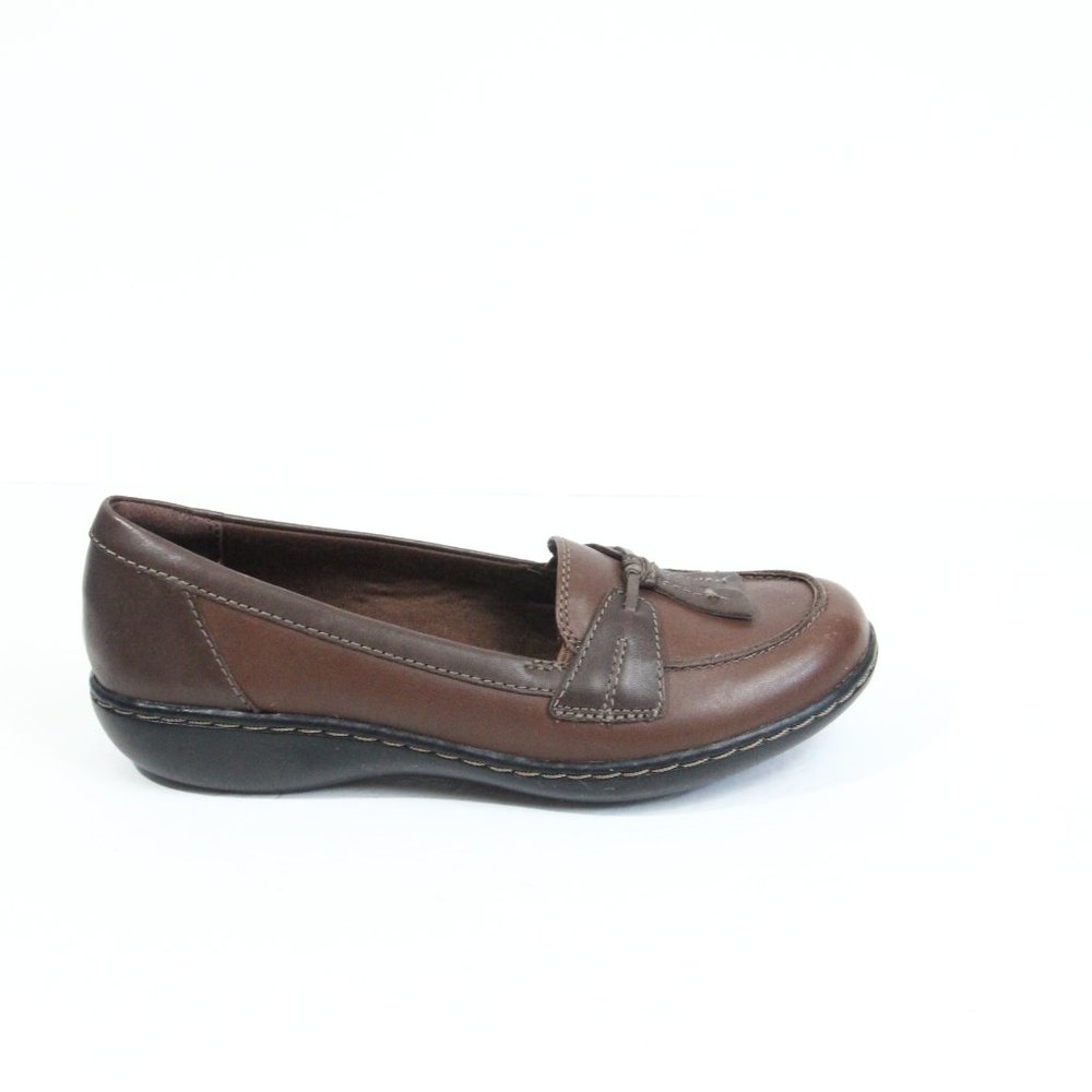 Clarks Collection Brown Leather Shoes sz 6 Women Loafer Slip on Flat
